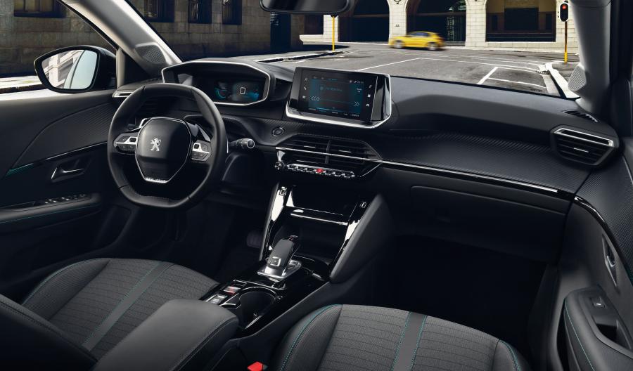 Торпедо Peugeot 208 GT-Line 2019 года  (WW) (фото 31 из 56)